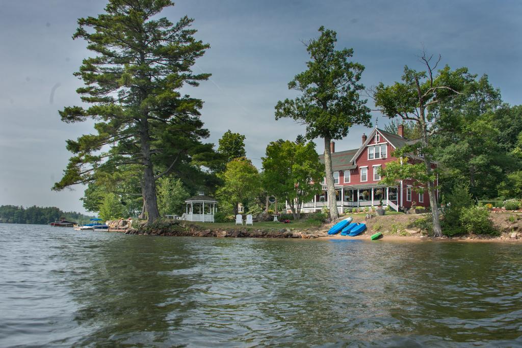 Lake House At Ferry Point Bed & Breakfast Sanbornton Room photo